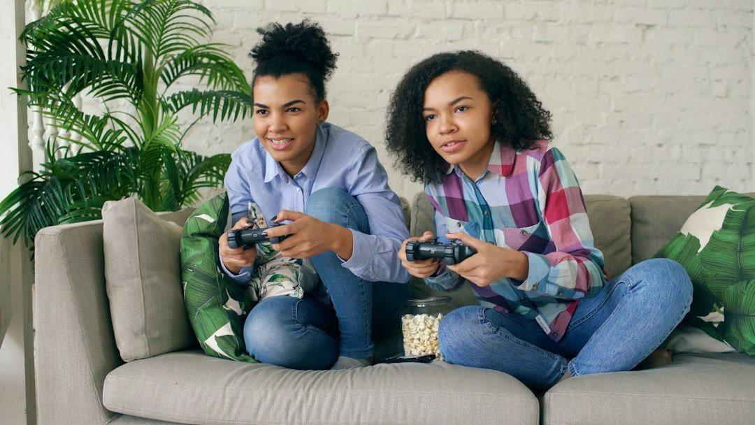 What Are Cozy Co-op Games? Why Low-Stress Multiplayer Is Growing