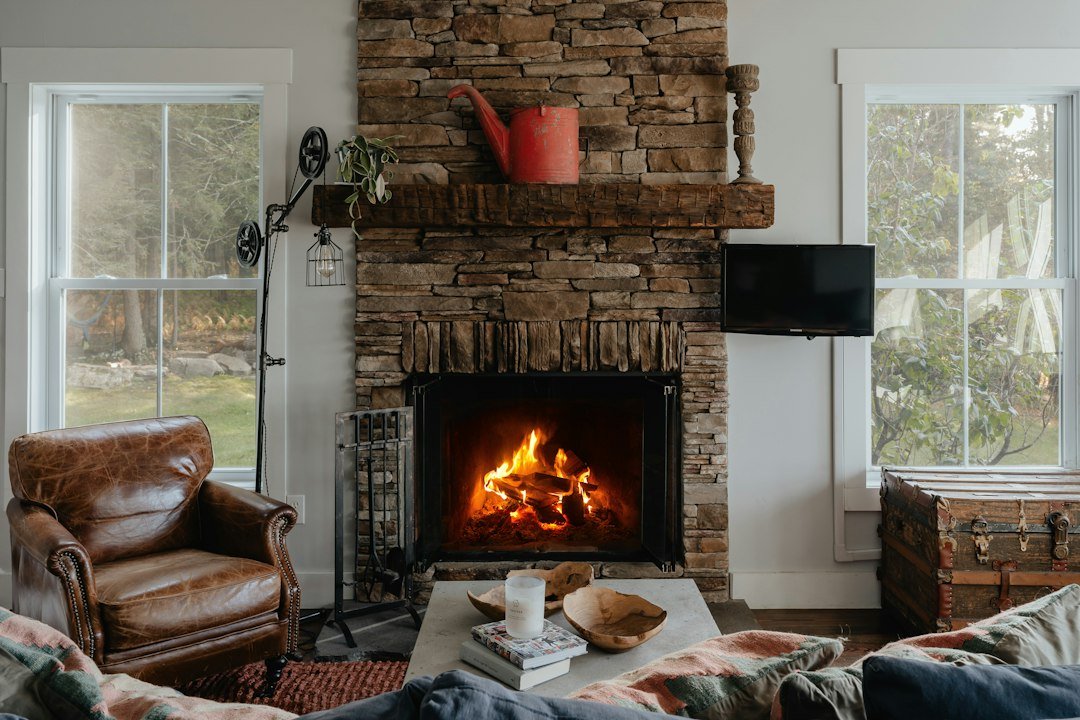 Warm reading room illustrating quiet fantasy and low-stakes fantasy fiction